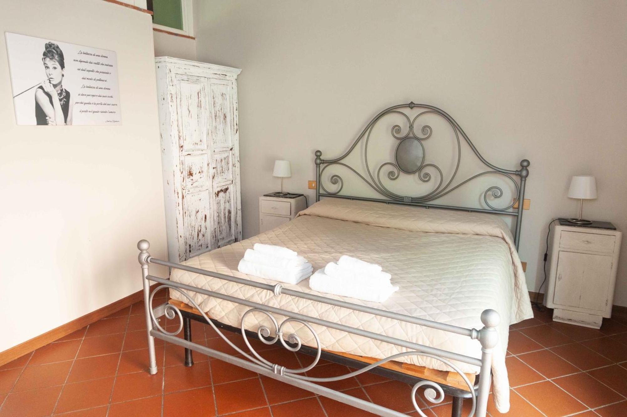 Bed And Breakfast Villa Torre Degli Onesti Apartments Lucca Exterior photo